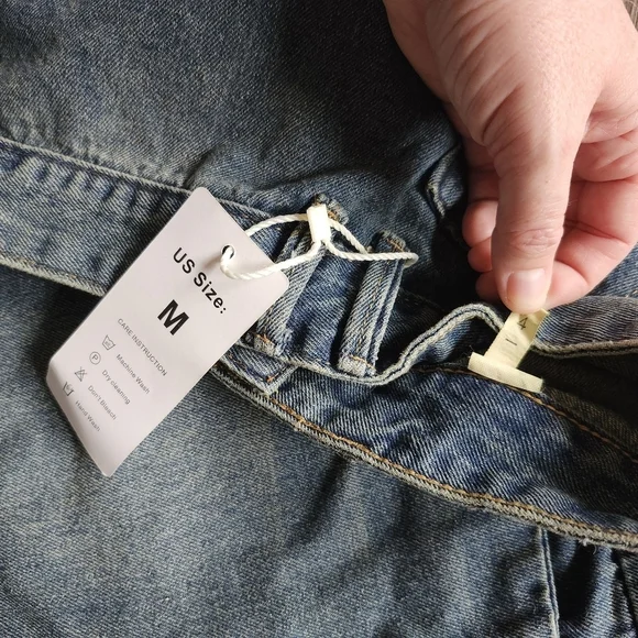 NWT Yeokou Medium Wash Irregular Pockets Denim Jeans - Picture 5 of 5